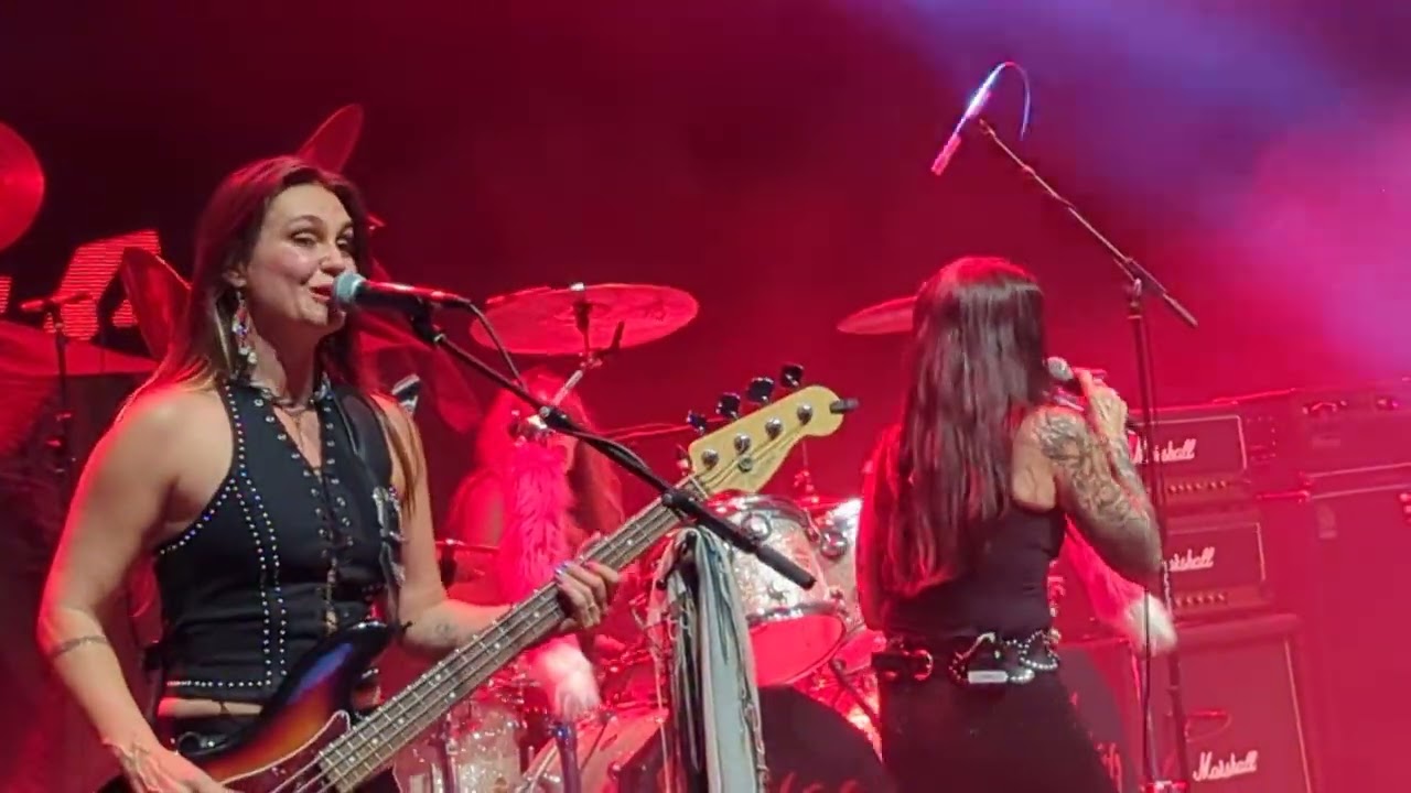 Vixen - Cryin, at KK's steel milll