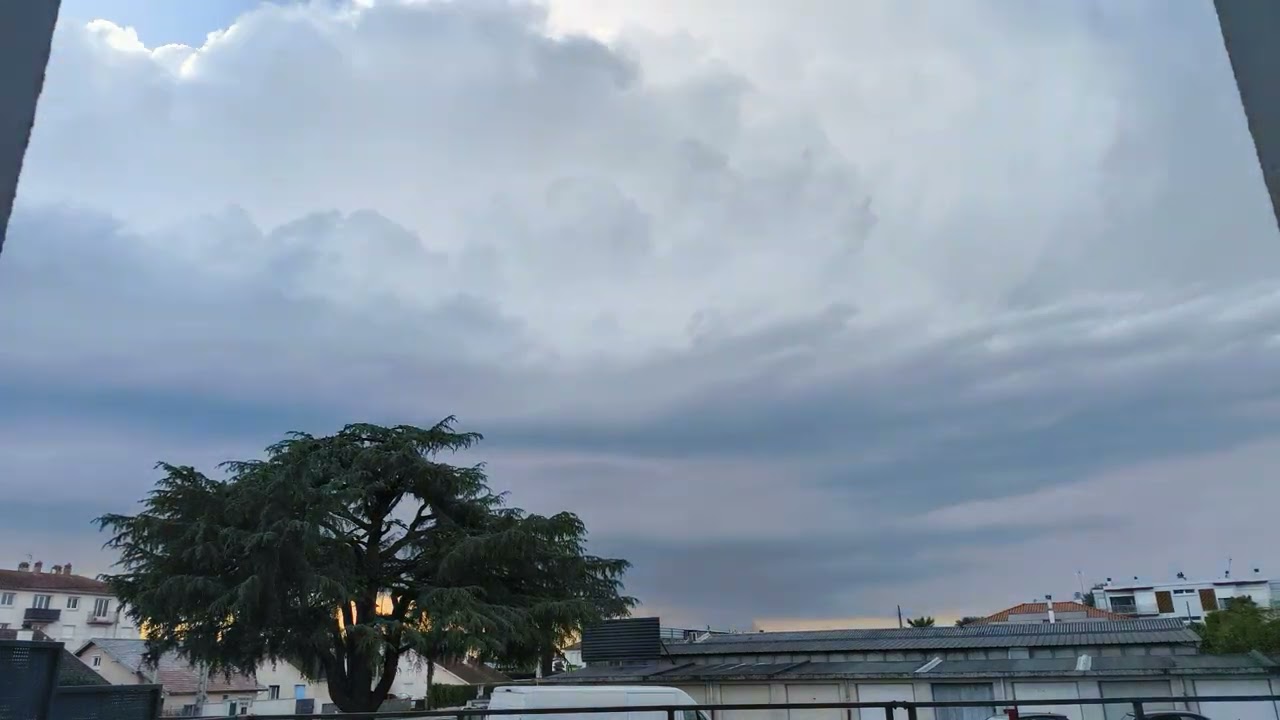 Mini-timelapse de l'orage du 3 Mai 2025
