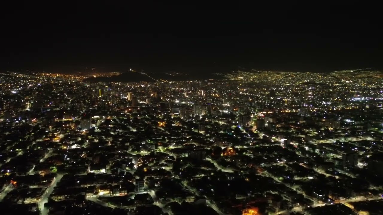 Cochabamba Bolivia de noche Pt. 1