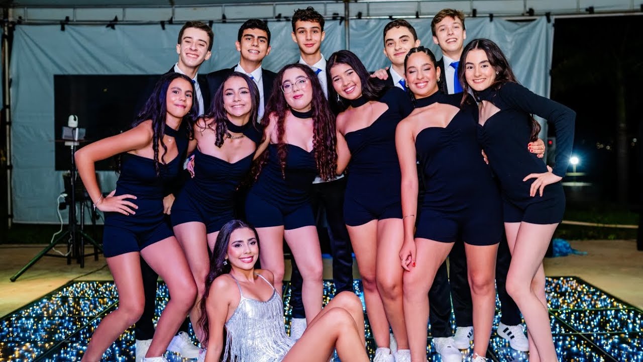 Abertura de pista 15 anos - Amanda Soares 