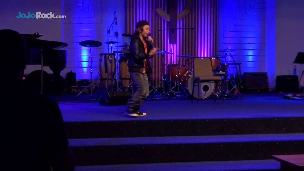 Throw Ya Hands Remix LIVE - 9 year old rapper JoJo Rock