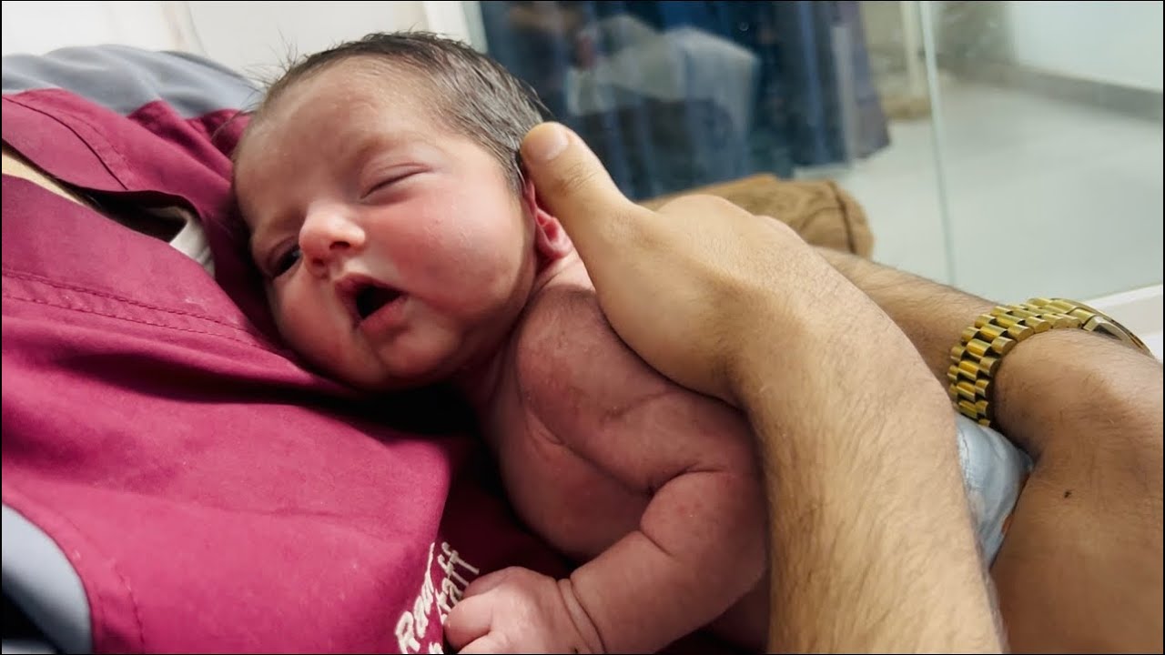 Sweet Newborn Muto Baby Feeding Update 🍼 | Peaceful Hug & Sleep🤗💖
