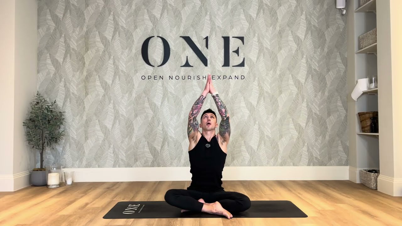 20 min Energising Yoga Flow