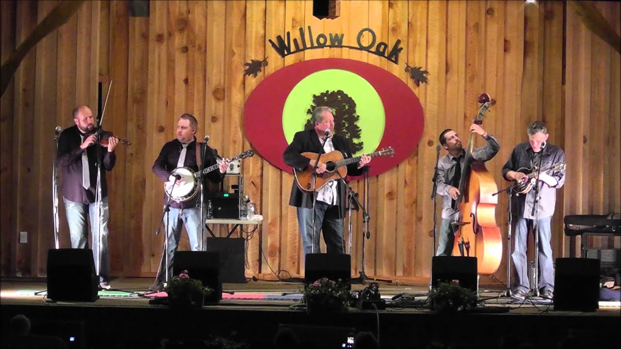 Russell Moore & IIIrd Tyme Out - Cold Summer Day in Georgia