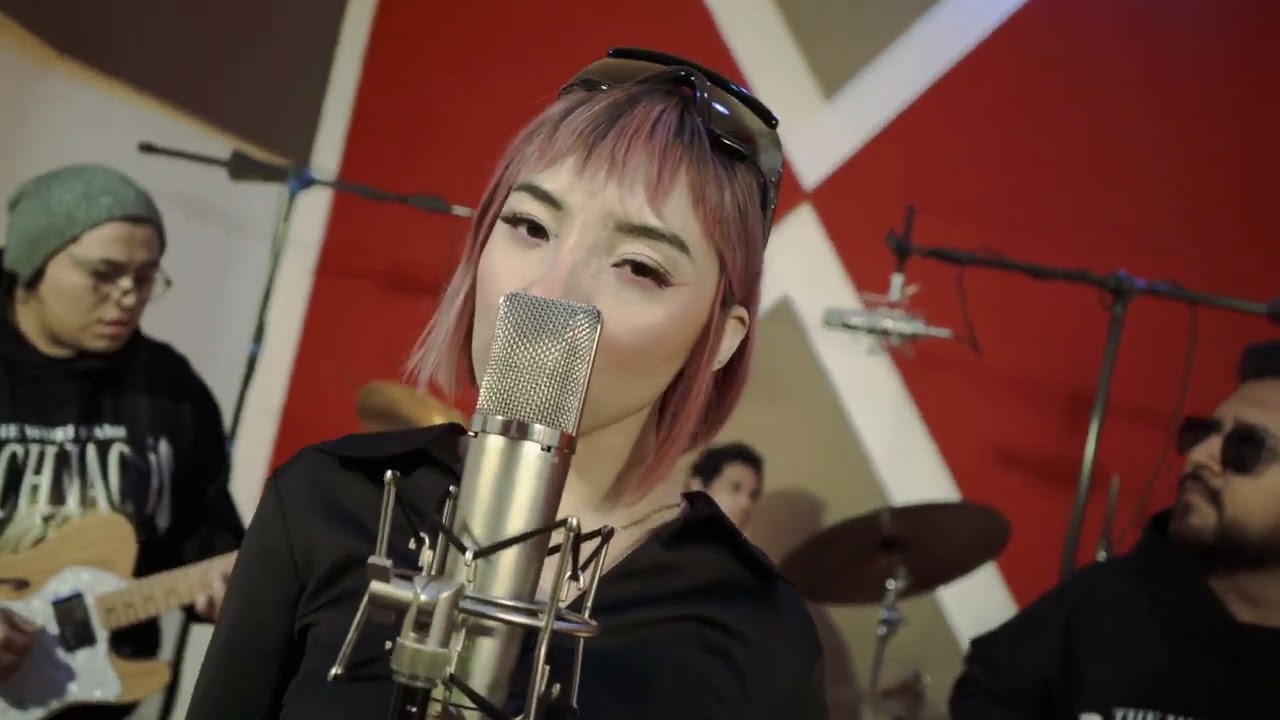Samantha Barrón - Tú Allá Y Yo Acá (Live Session)