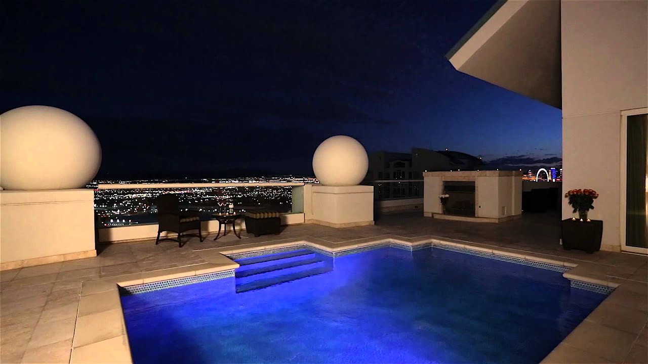 Elegant Top Floor Penthouse, 2 levels, Private Pool & Jacuzzi  - Las Vegas, NV
