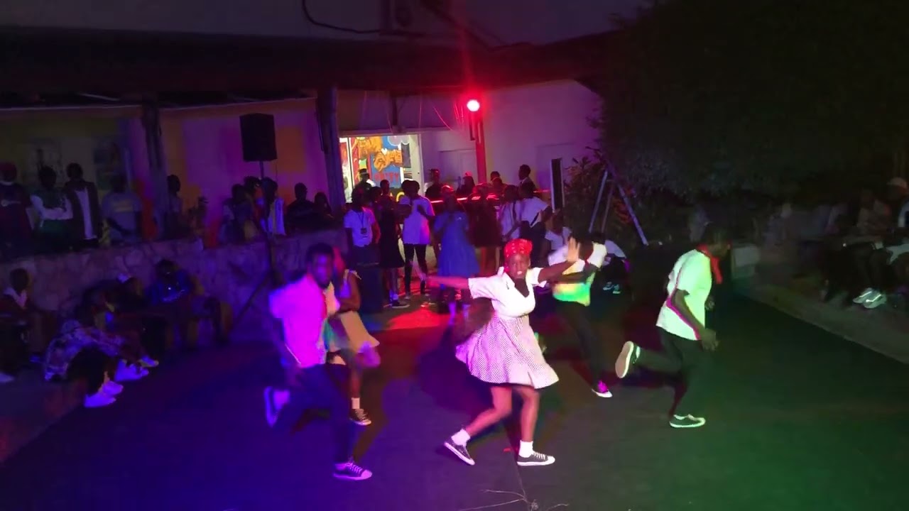 FLAWLESS ACADEMY NOS ROUTINES 4eme Edition
