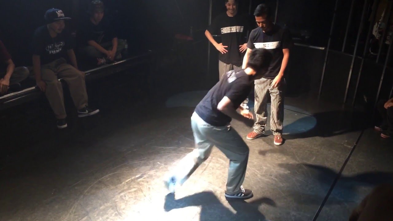 フォーマーアクション vs DELTRIX
