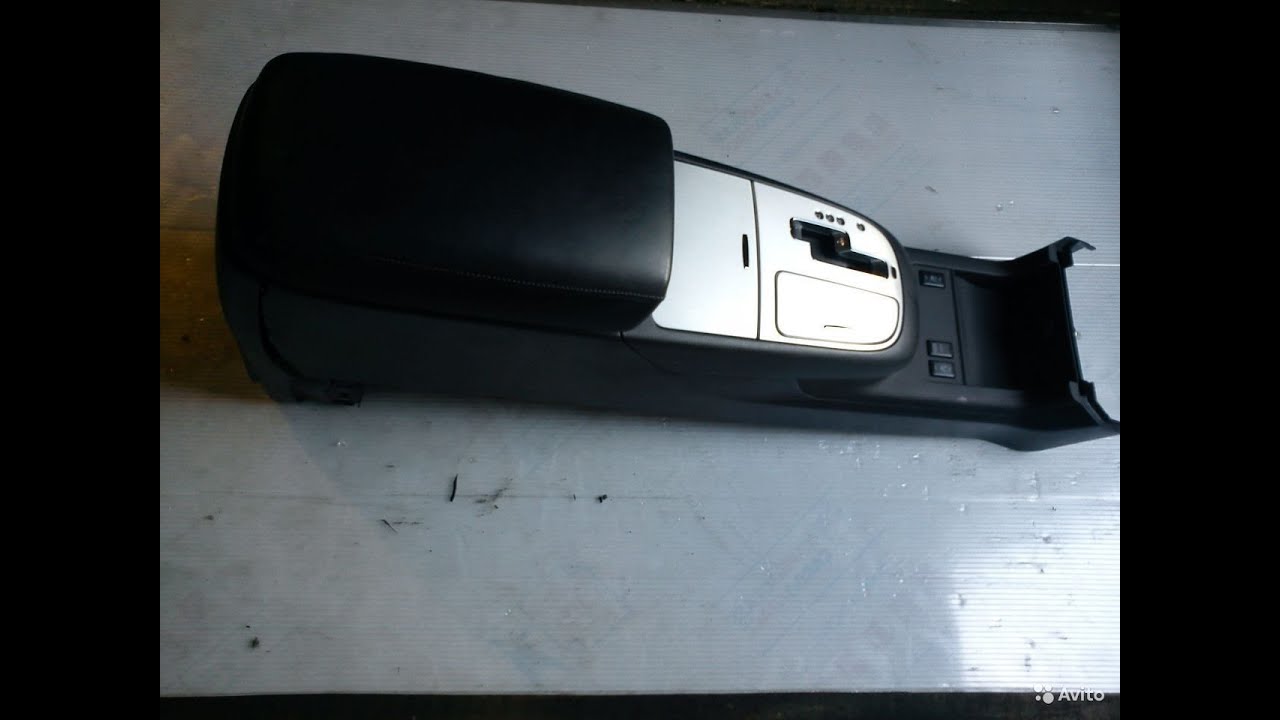Снимаем подлокотник на ниссан мурано Z51 2010 года Nissan Murano