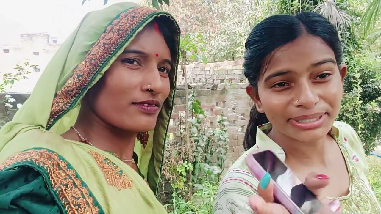 हम लोग गार्डन में घूमने गए