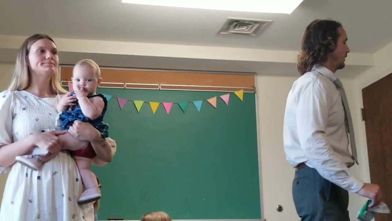 A good teacher:l Christy Hodder teaching adorable little children simple wonderful lessons with love