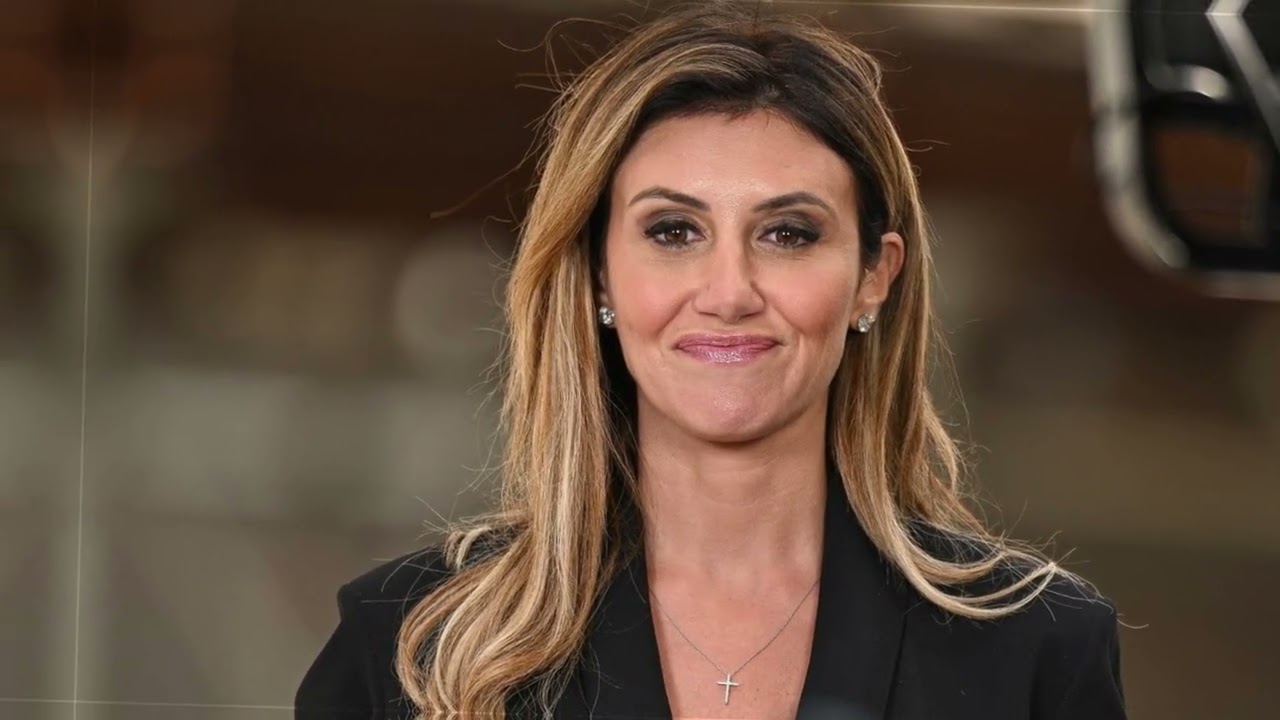 Фотографии Алины Хаббы в бикини, которые не подойдут даже взрослым