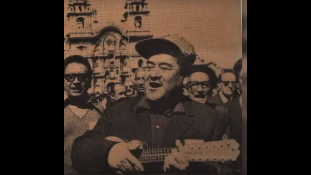 Charango Peruano. Julio Benavente Díaz. 