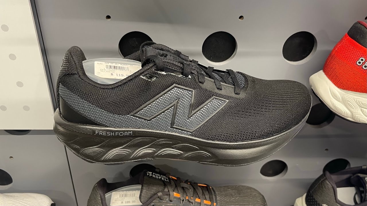 New Balance Fresh Foam 520 V9 (Black/ Phantom) - Style Code: M520LT9