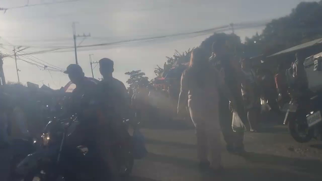 Papasok nanaman. 