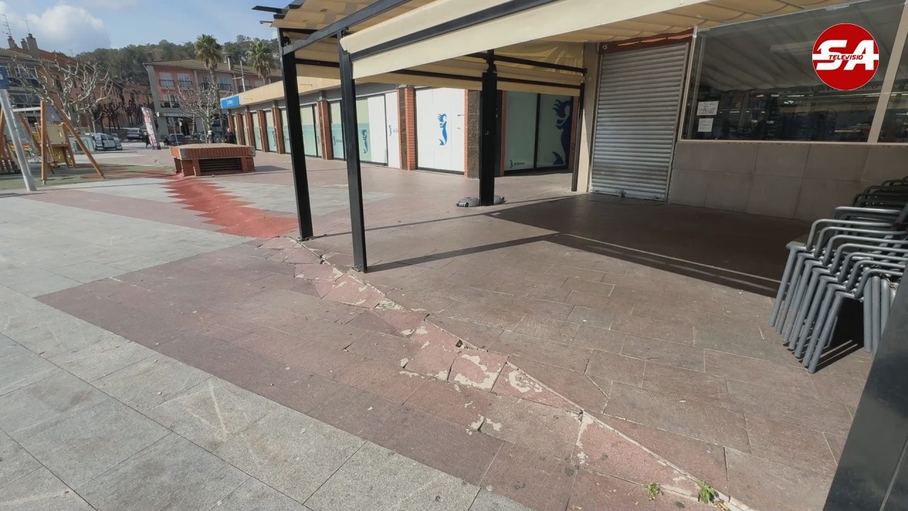 SATV 100326 demanda ajuntament caiguda al carrer
