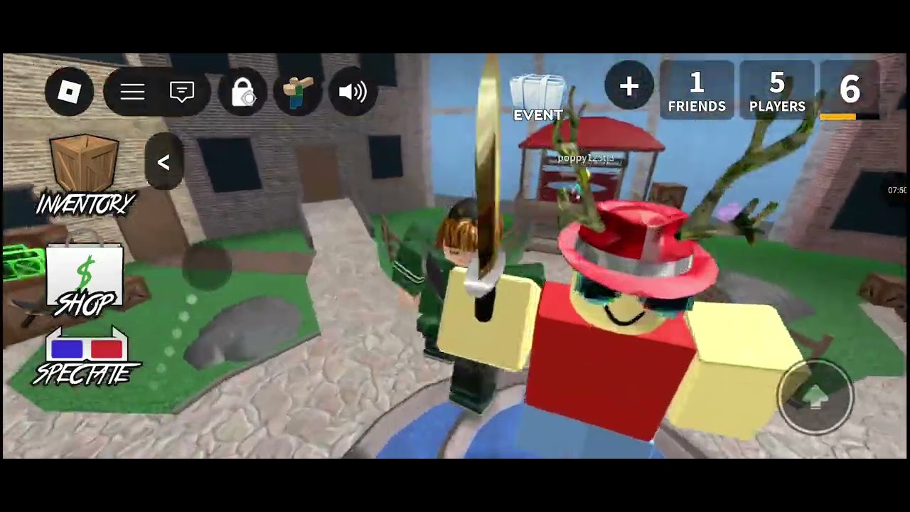 Playimg mm2