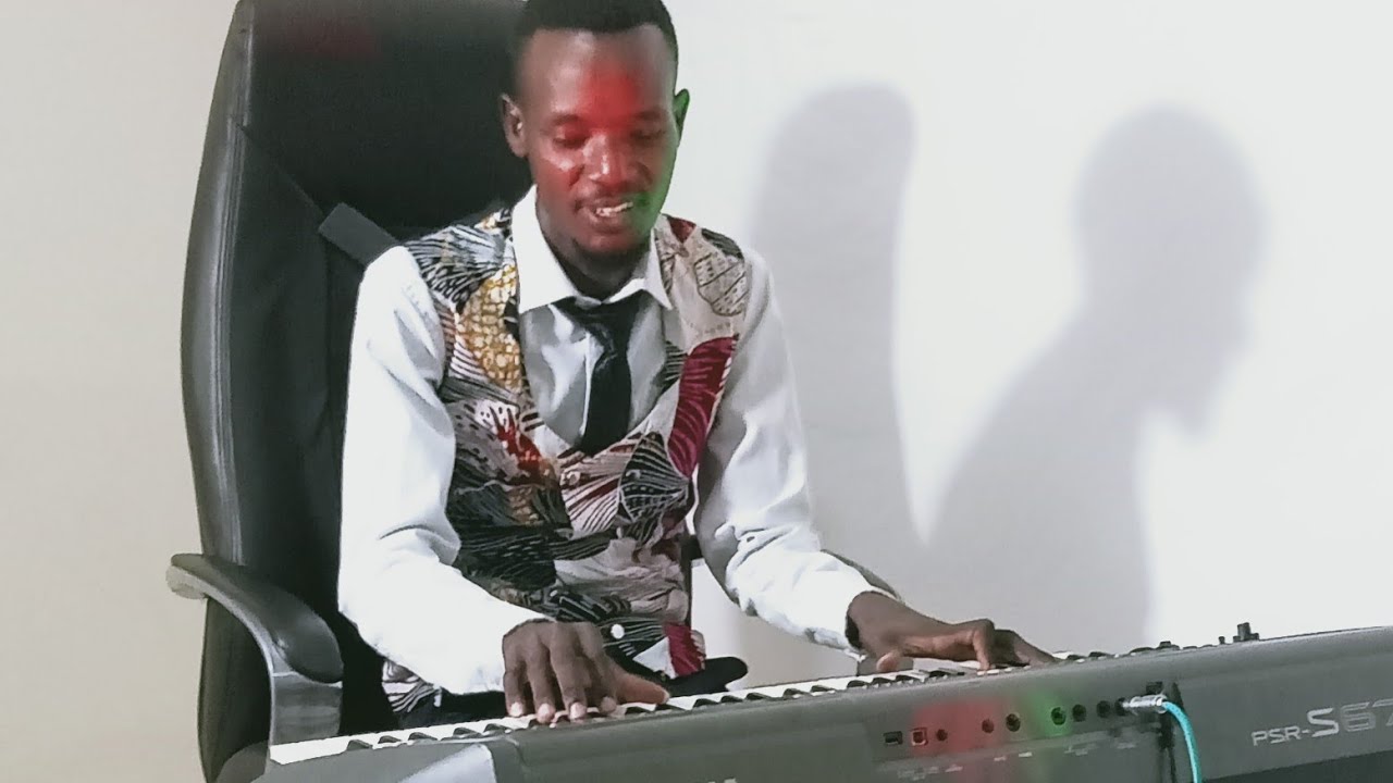 Mungu wa miungu hakuna mfano wako piano tuitorial