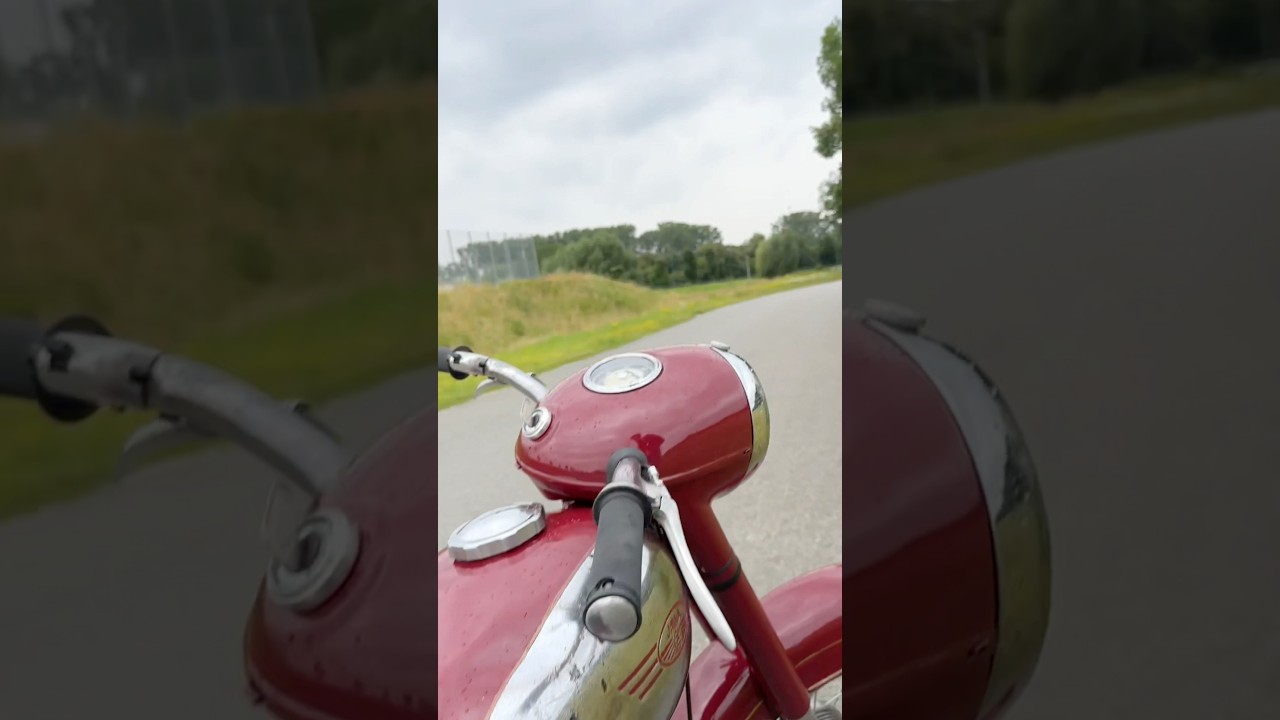 Время Явы 🕰️Jawa #status #motorcycle #jawa #классика #bike #nostalgia #classic