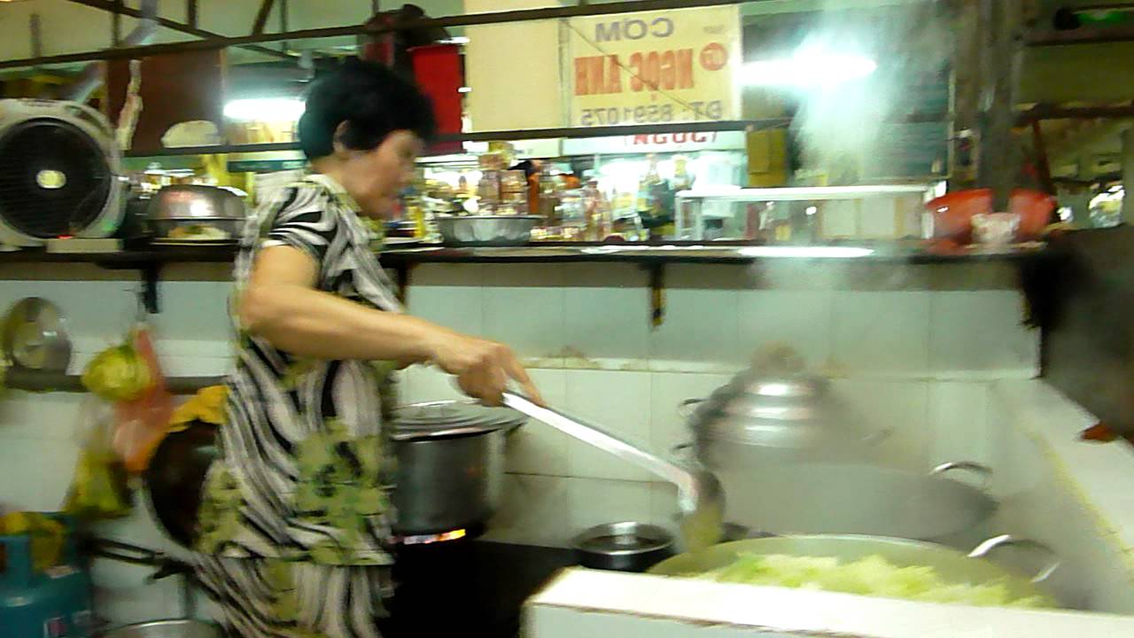 Inside Cho Lon, the biggest market of Vietnam