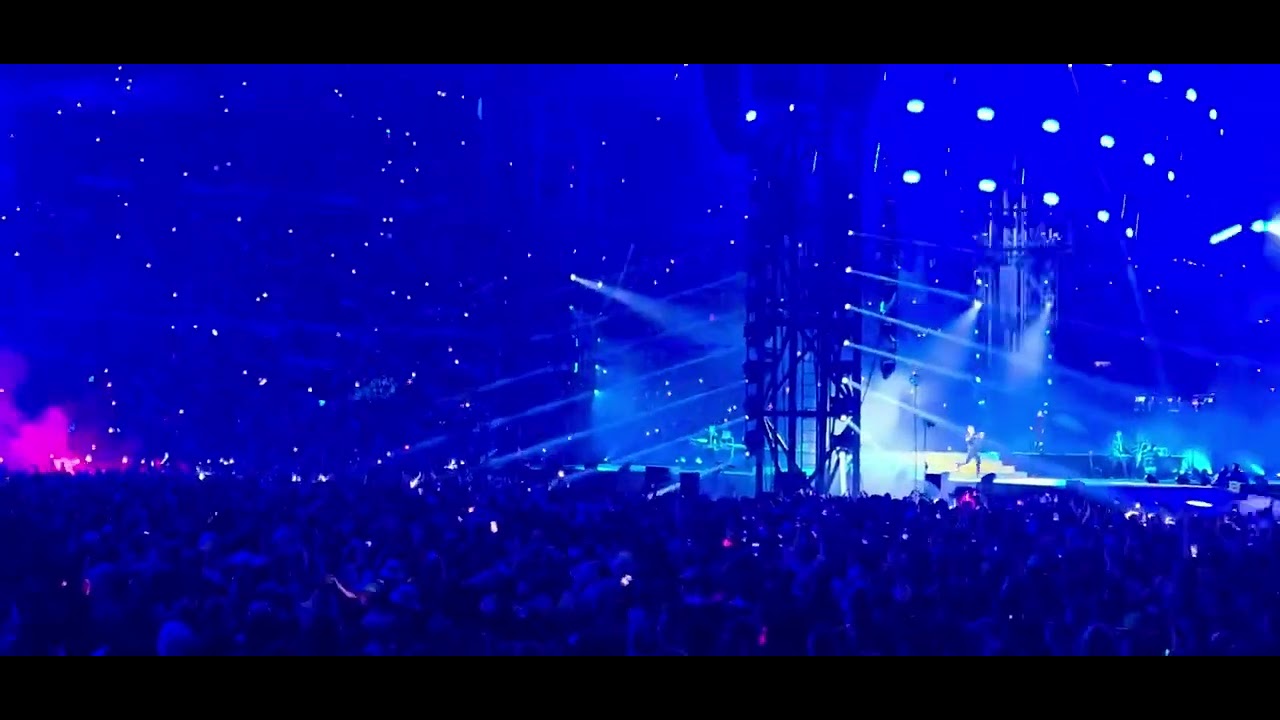 JCVD- JUL Stade de France