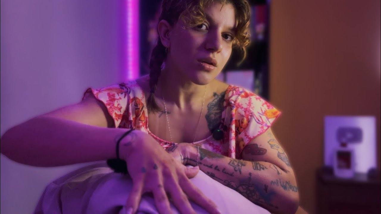 ASMR MASSAGEM NAS COSTAS PARA ACABAR COM TODAS AS SUAS DORES E CANSAÇO