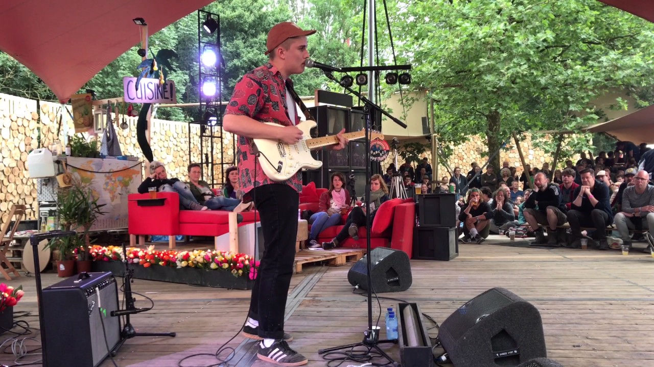 Sam Fender.