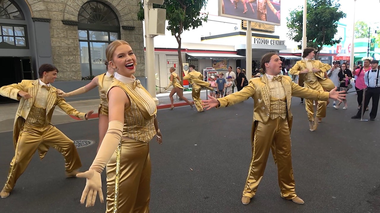 Warner Bros Movie World | Musicals on Main Street Live Show (2024)