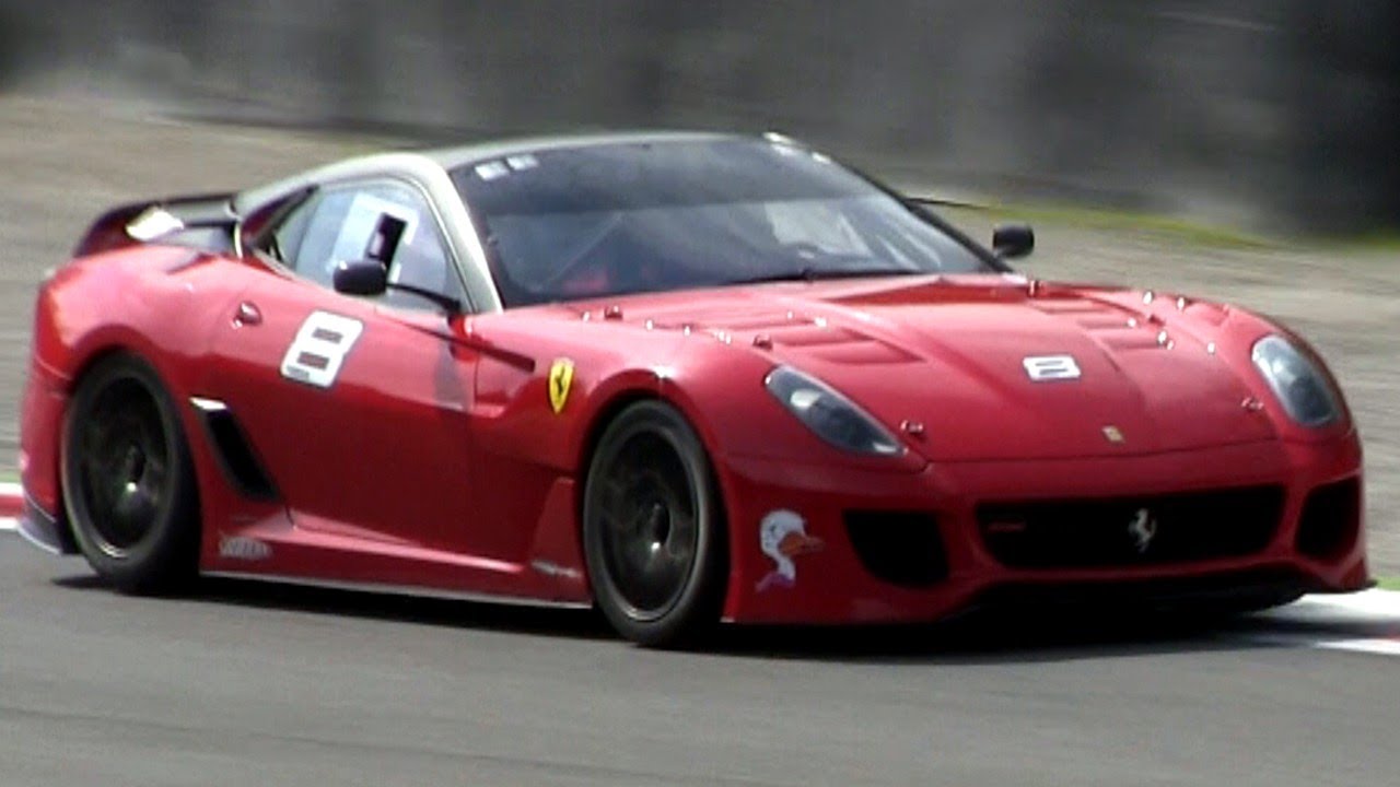 Ferrari 599XX PURE SOUND & Glowing Brakes