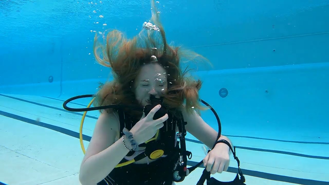 Good job Justine! Mask removal and replacement and regulator retrieval skills!