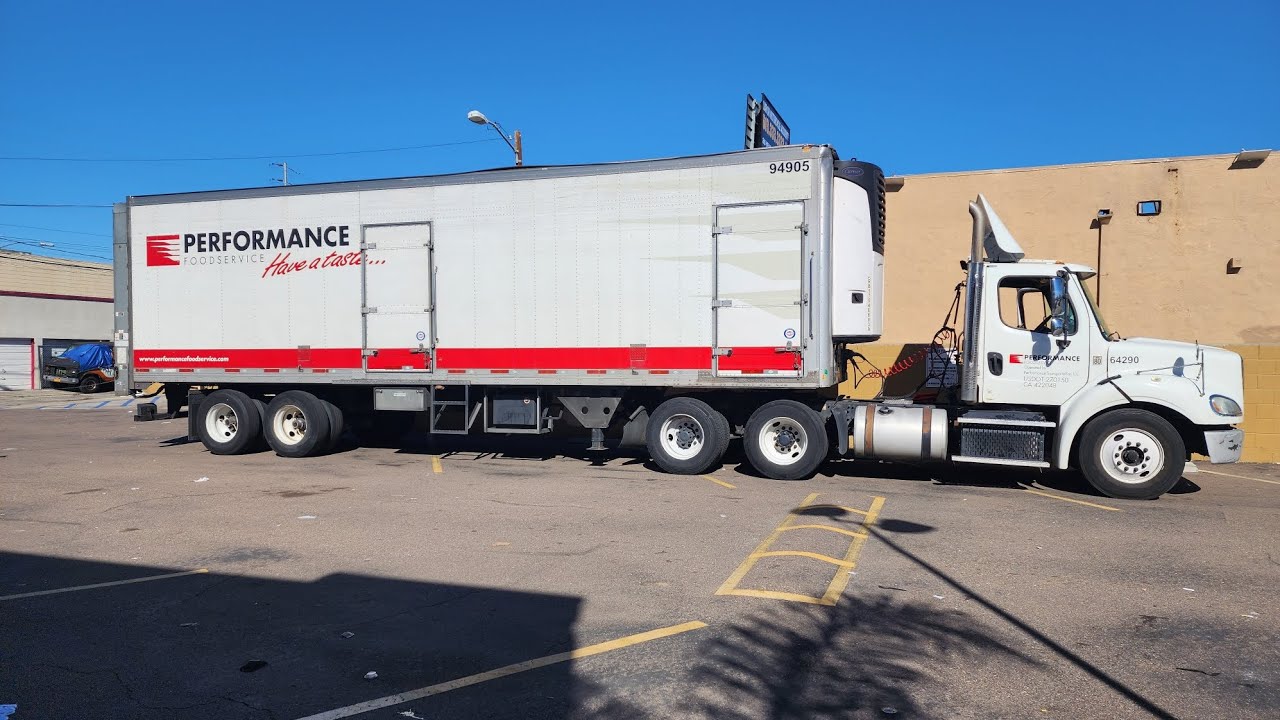 Day in the Life 10 w/ PFG first day out solo!! 8 Stops 600 cases!!