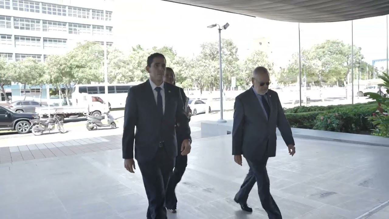 Procuradur&iacute;a General de la Rep&uacute;blica recibe informe sobre irregularidades del Senasa