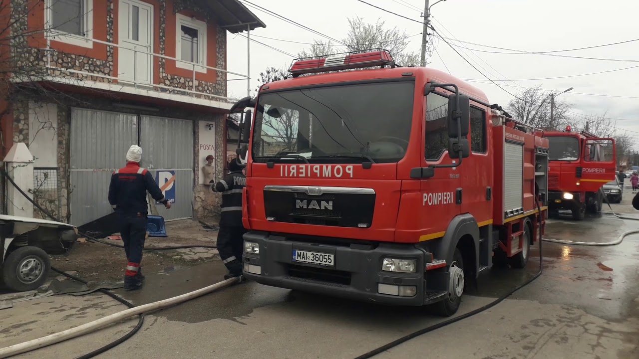 Incendiu izbucnit la Mangalia. Intervin pompierii ISU Dobrogea