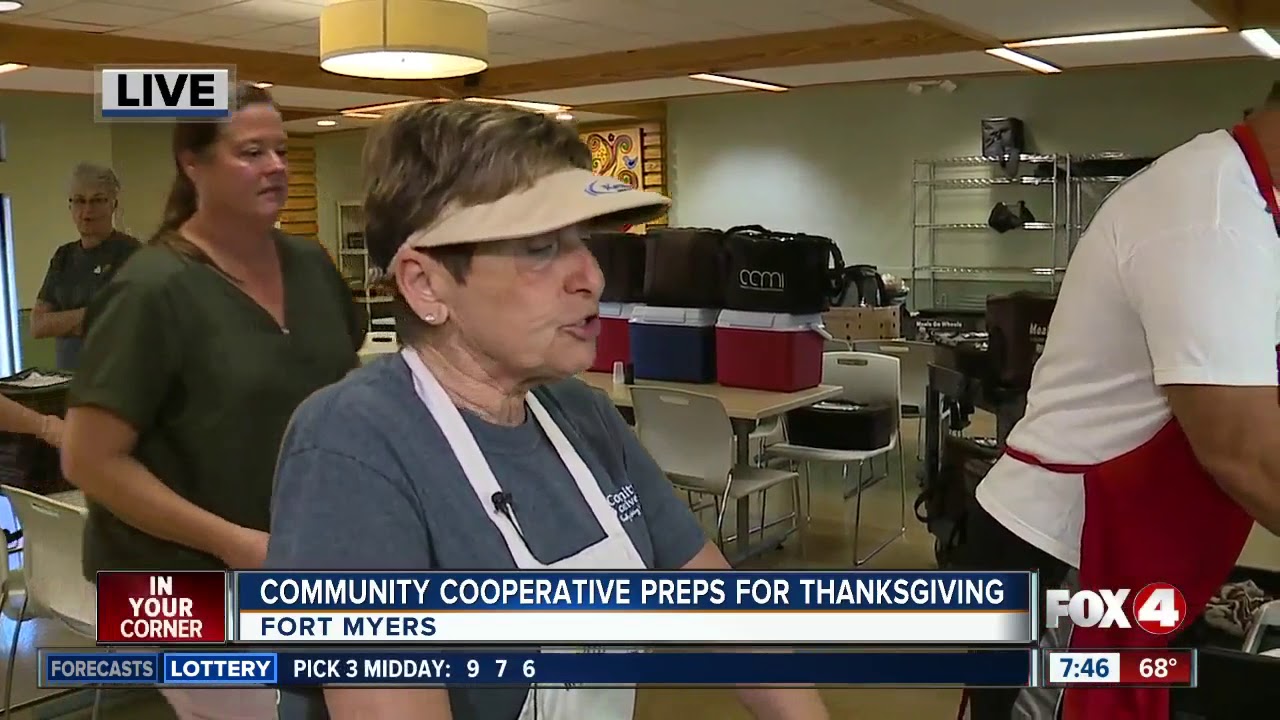 Soup kitchen prepares meals for Thanksgiving