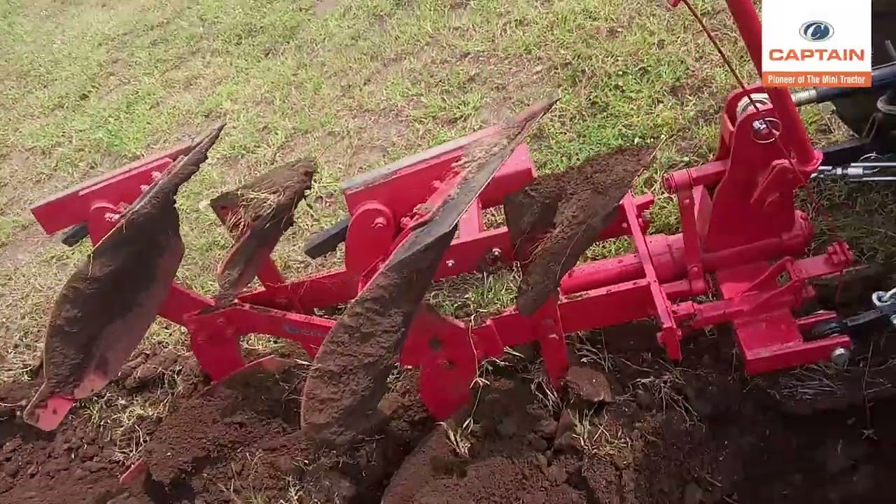 Captain M. B. Plough With Skimmer