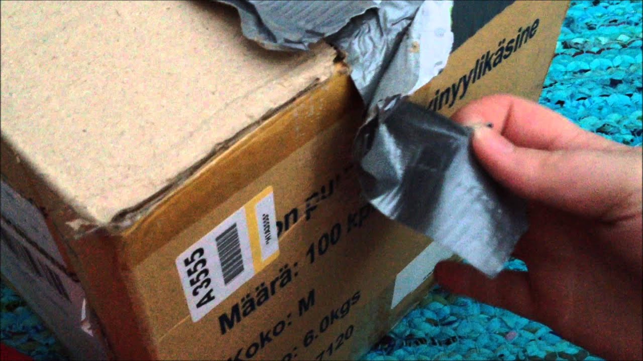 Unboxing my second fursuit!!