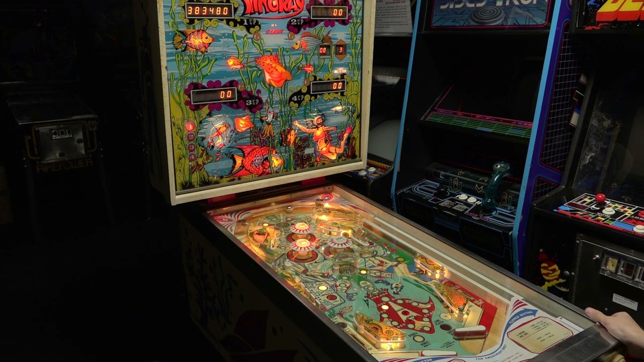 Stingray (Stern, 1977) Flipper Pinball