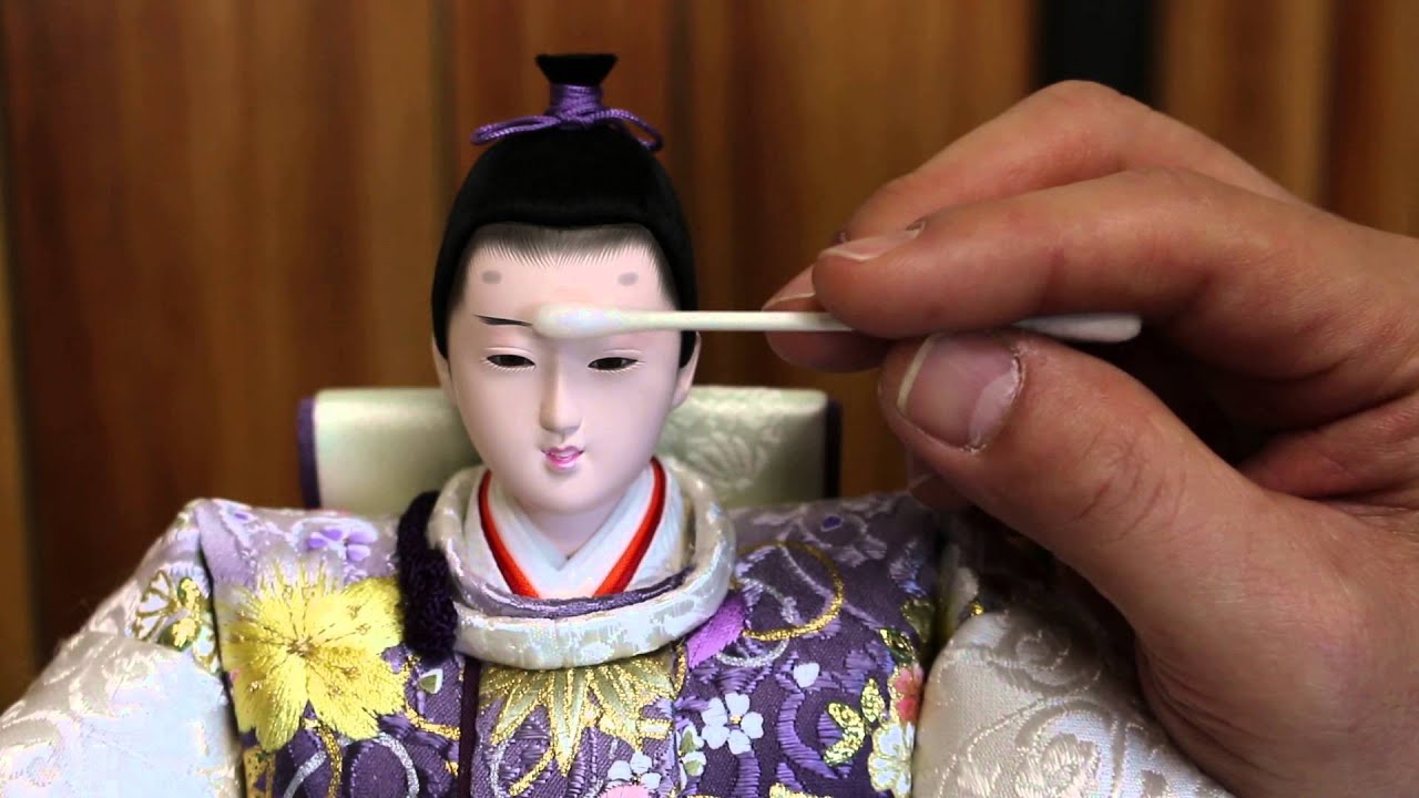 雛人形の顔のシミ・汚れの取り方