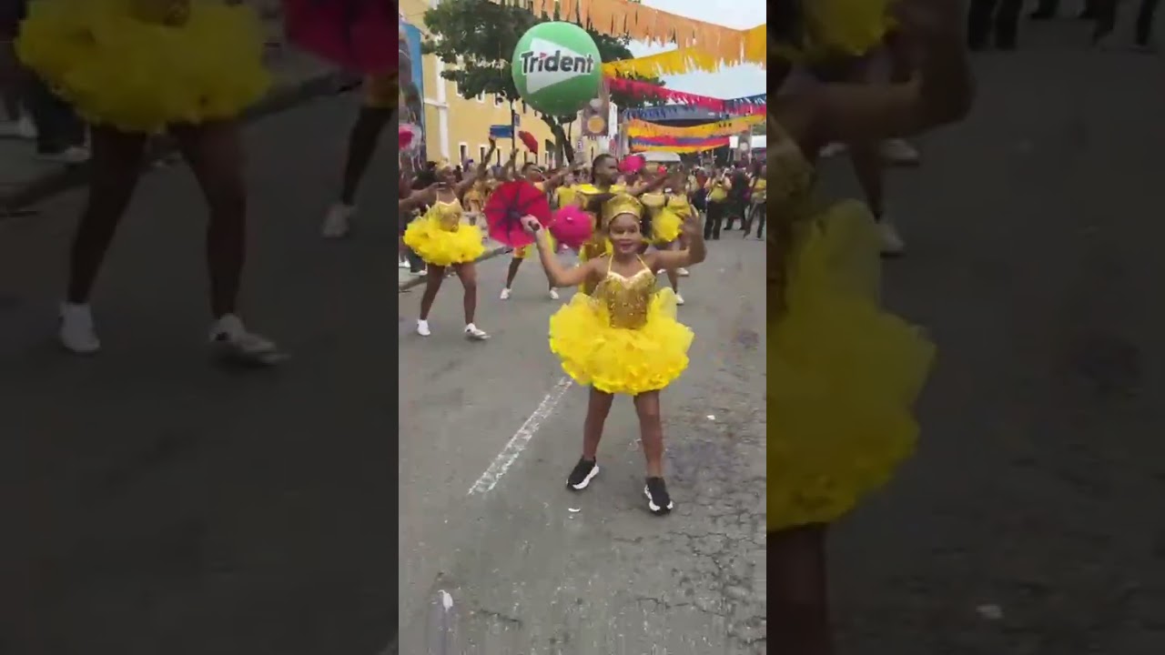Cia AaZ no Alvorada dos Passistas 