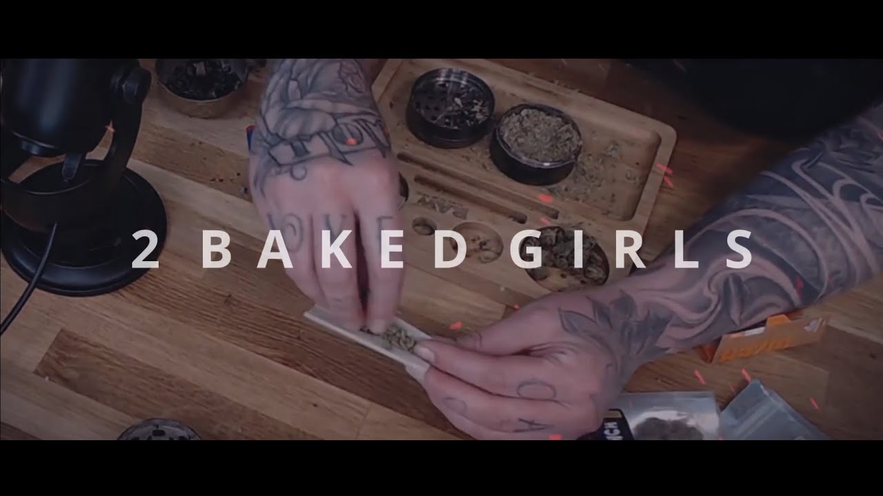 2 Baked Girls Potcast - Friday Night Smoke Sesh - Live Stream