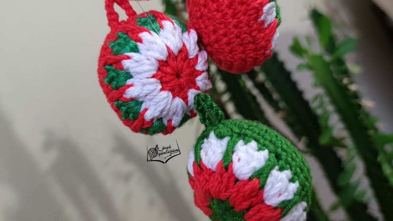 Amigurimi Anahtarlık* Yeni Yıl Ağaç Süsleri* Yılbaşı Süsü * Bolas de navidad* Christmas