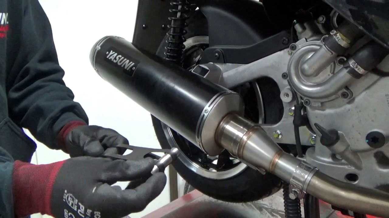 YASUNI Exhaust Piaggio MP3: Assembly Tutorial