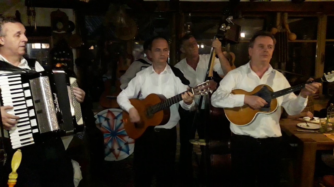 Tamburasi Etno Avlija Mackovac (Live/2017)