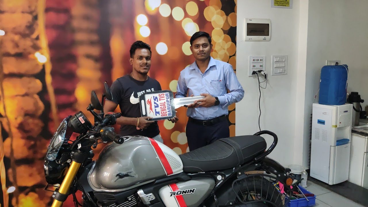 TVS Ronin/ TVS Ronin Top Model Taking Delivery/ এটা আমার বন্ধুর শখের বাইক...🏍