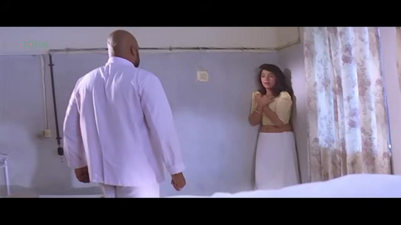 Patient Vishnuvardhan Saves Lady Doctor Life in Hospital - Kiladigalu Kannada Movie Part 04