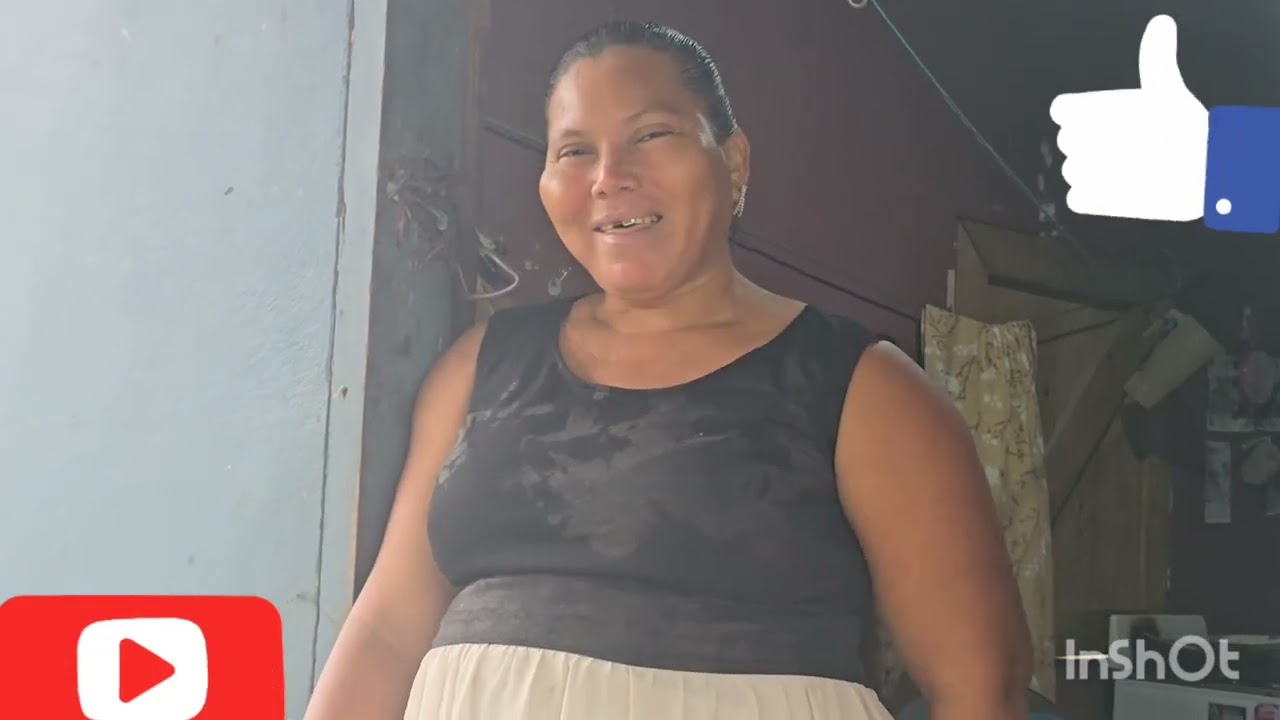 Sele a METIO EL AGUA A LINDA PADILLA