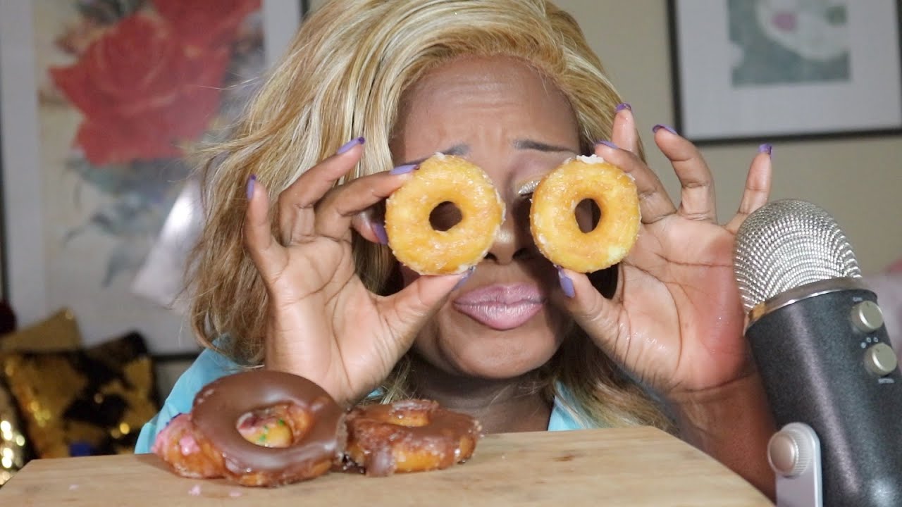 Krispy Kreme NEW Mini Donuts ASMR Eating Sounds