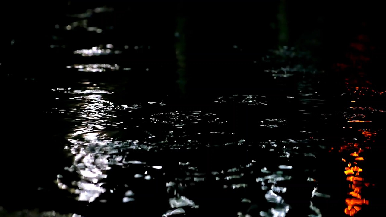 Heavy Night Downpour on City Road Under Street Lights – 6 Hours of Rain on Wet Pavement Ambience