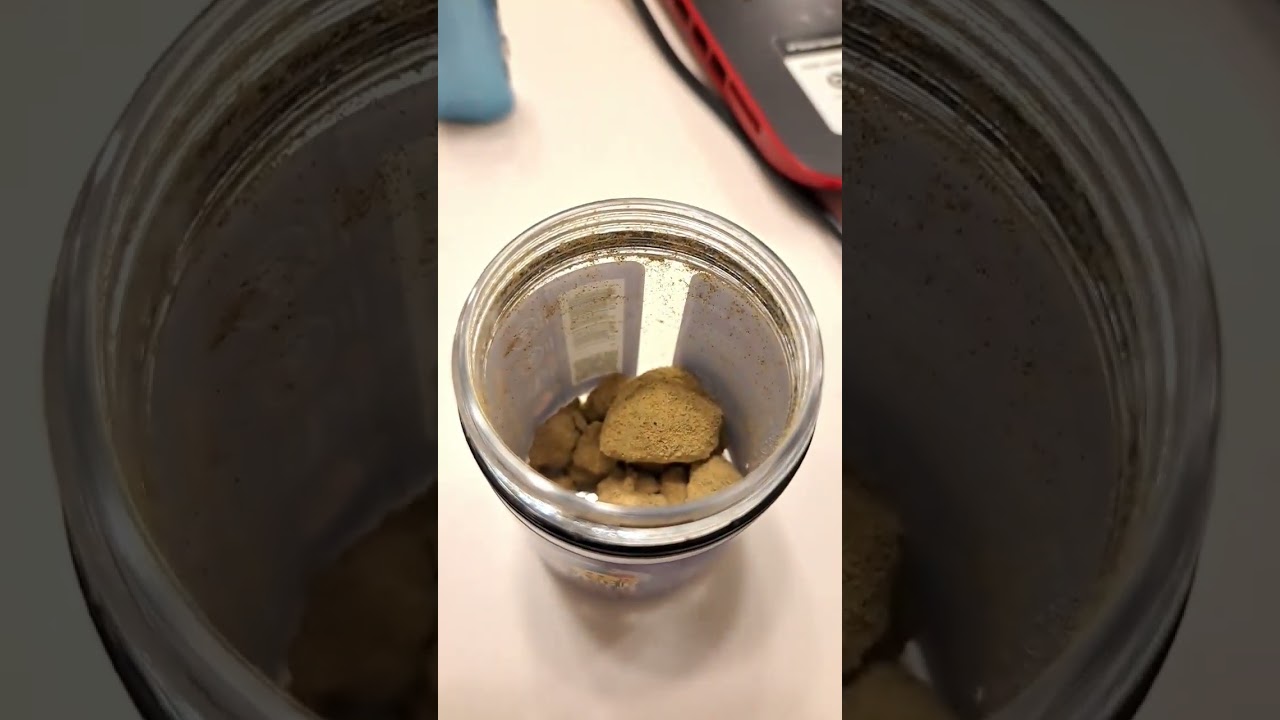 What's puffin' yall! #moonrocks #zkittles #MauiLabs #Review