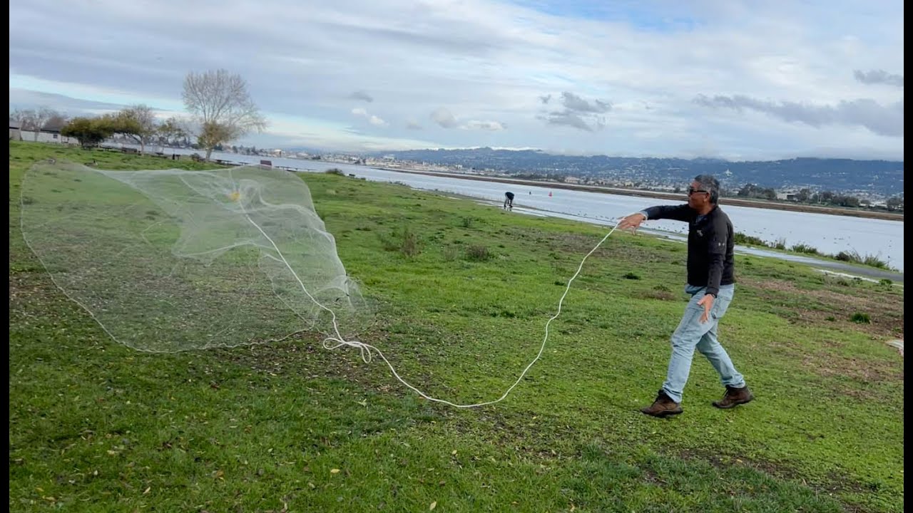 Throwing a Cast Net the Simplest & Easiest Way